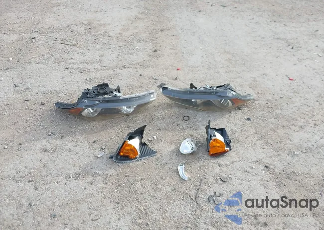 1HGCP2F60CA031202: 43869143