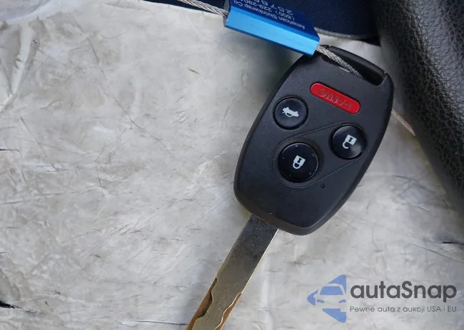 2HGFB2F84CH511774: 43868650