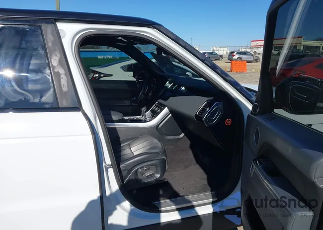 SALWR2VF8FA605808: 43868675