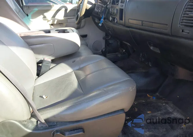 1GT4KZBG2AF106054: 43868732