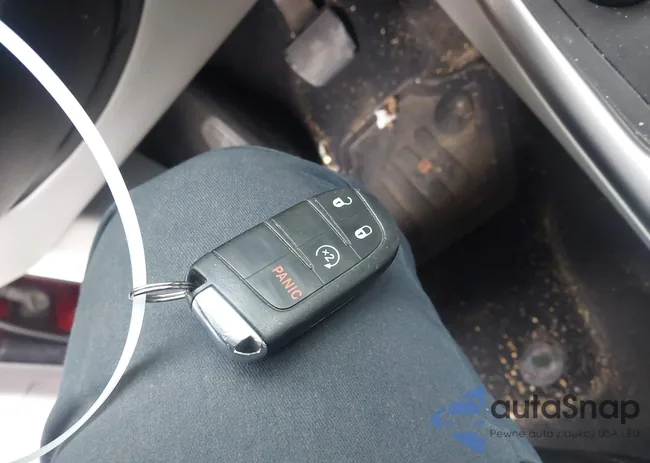 3C4NJDBBXJT167785: 43870021