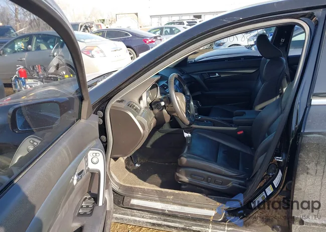 19UUA8F28DA012470: 43870023