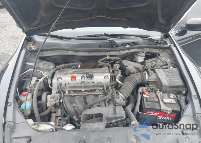 1HGCP2F37CA054241: 43870107