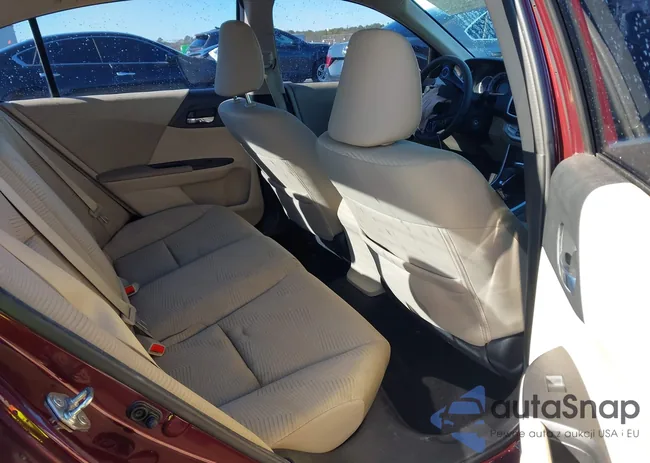 1HGCR2F31FA124427: 43870253