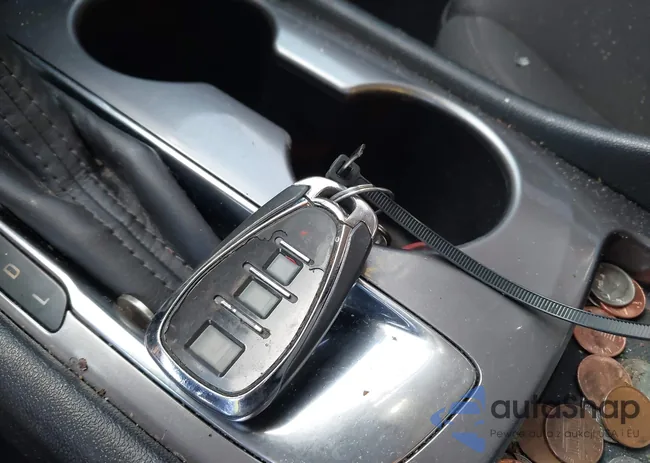 1G1ZB5ST0JF243143: 43870915