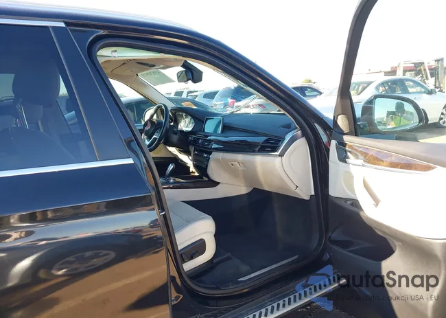 5UXKR0C59F0P16134: 43870973