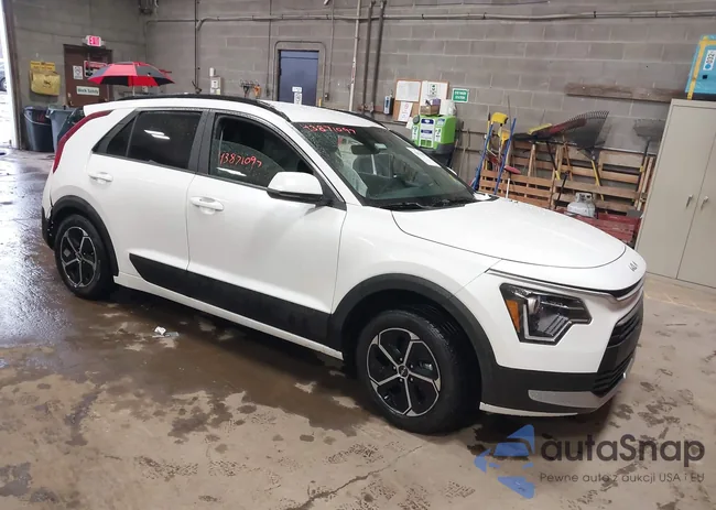 KNDCP3LE6R5155671: 43871097