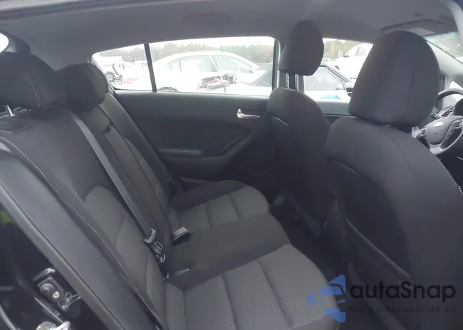 KNAFK5A89H5713710: 43871104