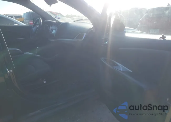 3C4PDDBG3ET301893: 43871214