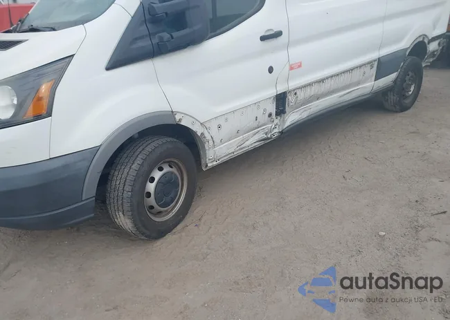 1FTNR2YM5FKA86255: 43871273