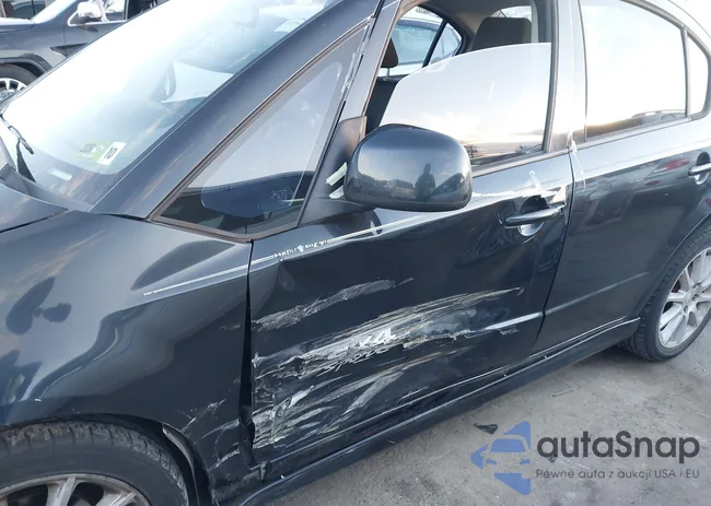 JS2YC417396200769: 43871442