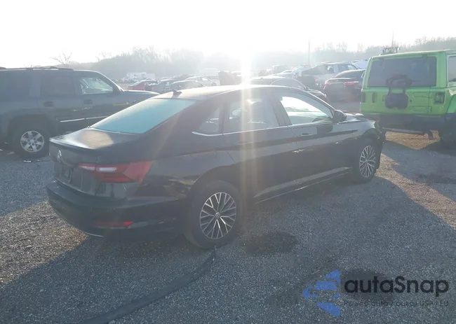 3VWC57BU8MM049745: 43870684