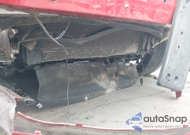 WBA8D9G37HNU64779: 43870851