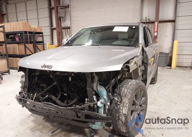 1C4RJFCG8JC119320: 43870858