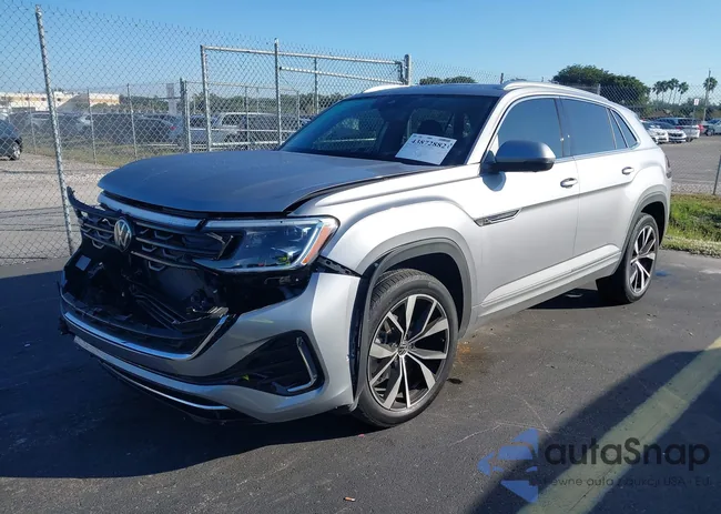 1V2FE2CA3SC212810: 43872882