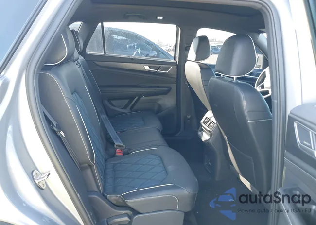 1V2FE2CA3SC212810: 43872882