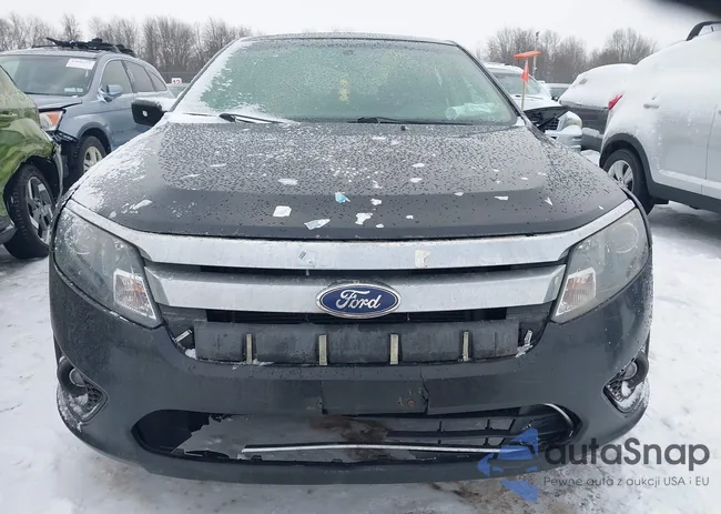 3FAHP0HAXAR352618: 43873162