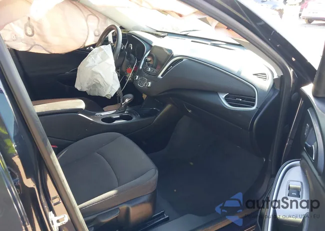 1G1ZD5ST1PF243820: 43873271