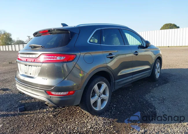 5LMCJ1C93HUL13017: 43873284