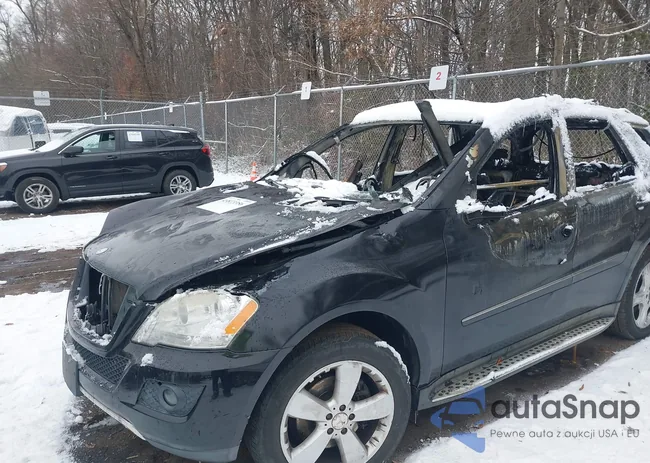 4JGBB86E69A527418: 43873356