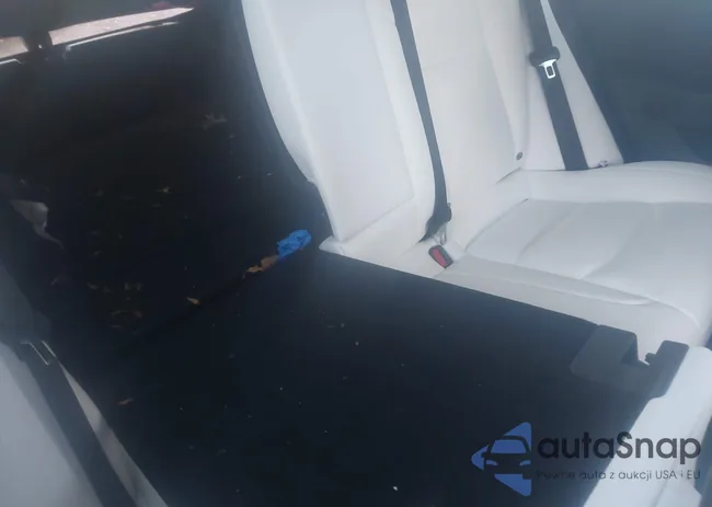 5YJ3E1EB3NF197866: 43873385