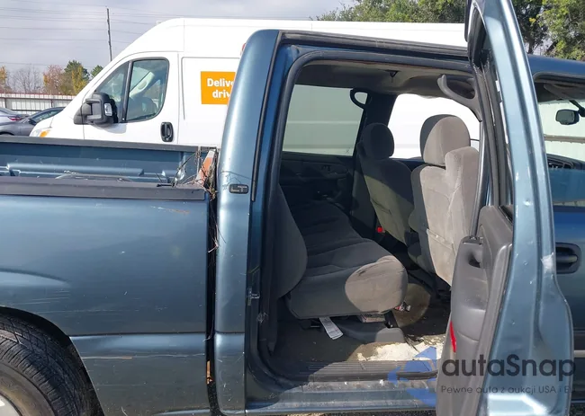 2GCEC13Z961333386: 43874437