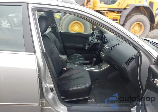 1N4AL11DX5N484889: 43873571