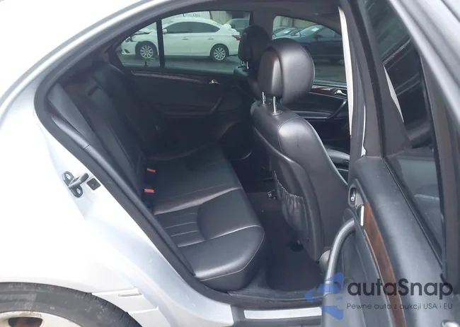 WDBRF92H96F795003: 43873716