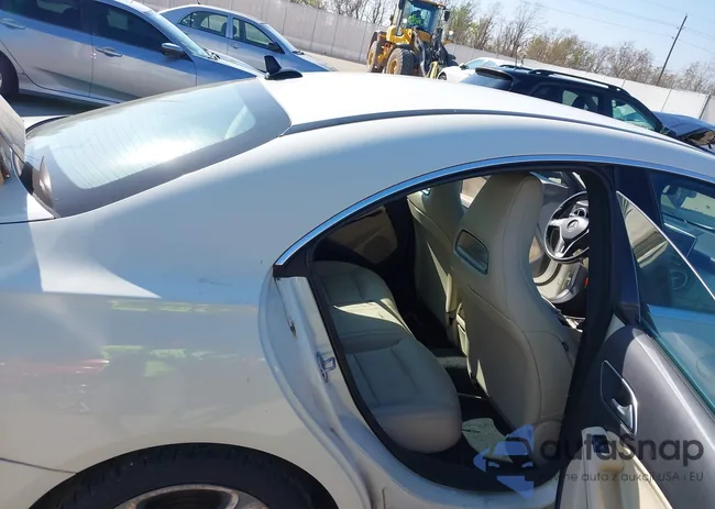 WDDSJ4EB6EN054569: 43874888