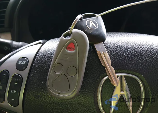 19UUA66265A071538: 43875162