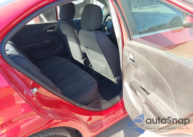 1G1JC5SH4D4156058: 43875328