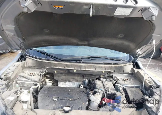 JA4APUAU8NU011735: 43874472