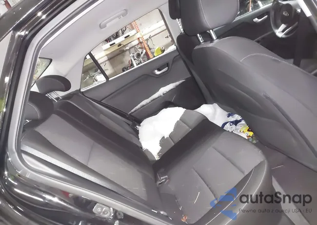 3KPA24AD4ME391416: 43874769