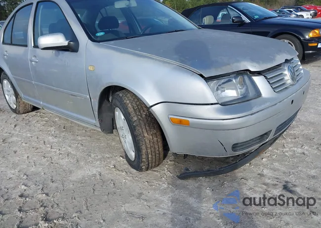 3VWRF29M2XM102394: 43874813