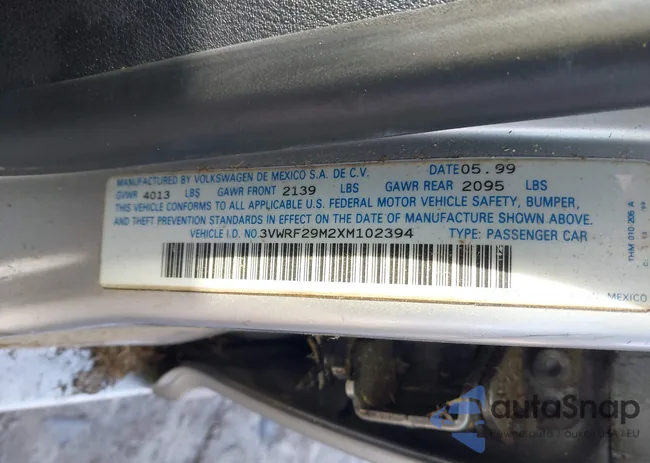 3VWRF29M2XM102394: 43874813