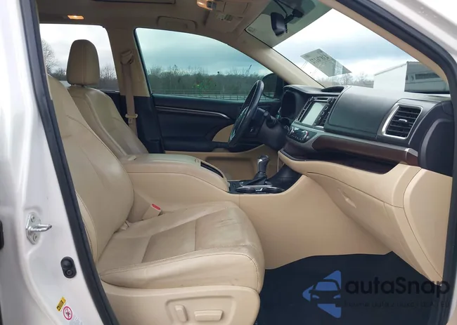 5TDDKRFH5ES031617: 43876172