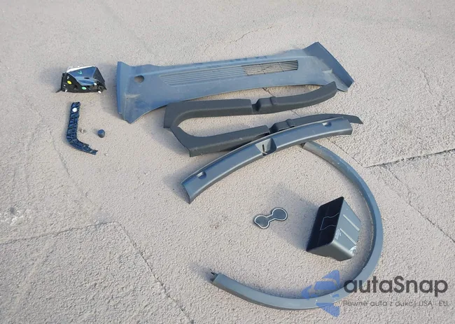 5YJYGDEF7MF079421: 43876209