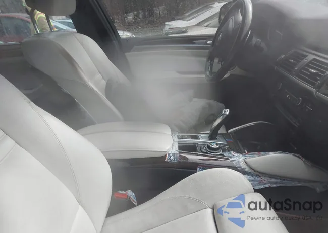 5UXFG2C50DL785177: 43876353