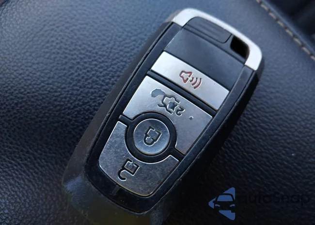 3FA6P0LU1KR208000: 43875608