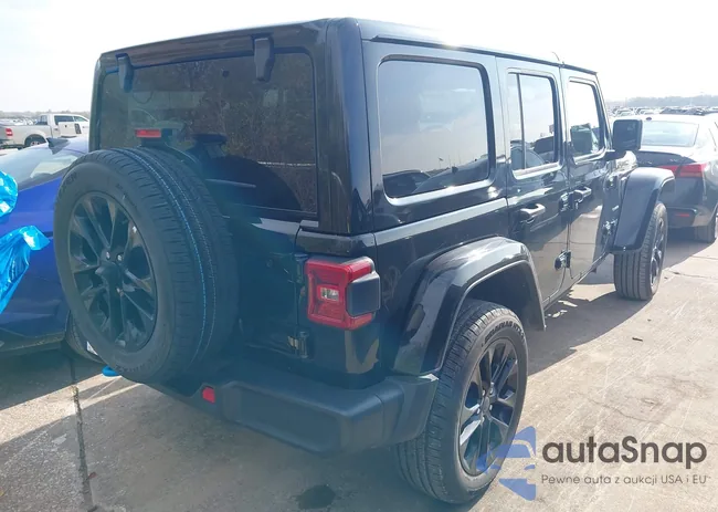 1C4RJXP6XRW272038: 43875643