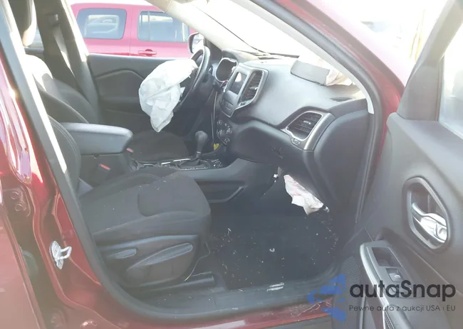 1C4PJLCB0KD108933: 43875651