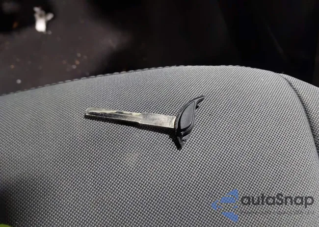 1FMCU0GX6GUB69703: 43875776