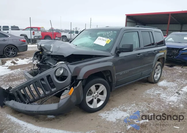 1C4NJRFB4GD645771: 43875834