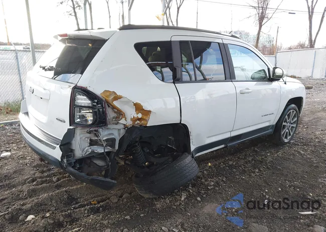 1C4NJDEB7GD550271: 43877075