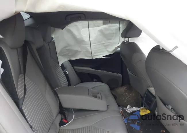 4T1G11AK2MU441544: 43877126