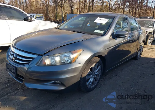 1HGCP3F86CA017974: 43877279