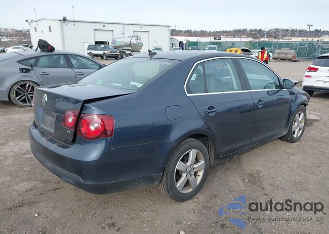 3VWRZ71K89M079642: 43877373