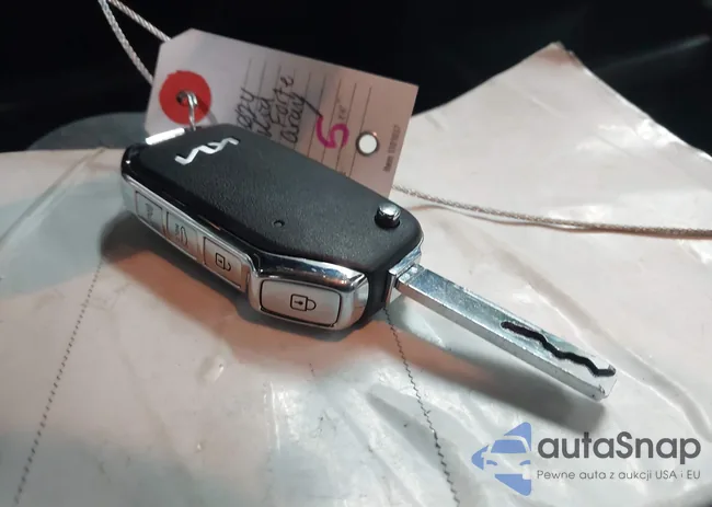 3KPF24AD5RE827560: 43877405