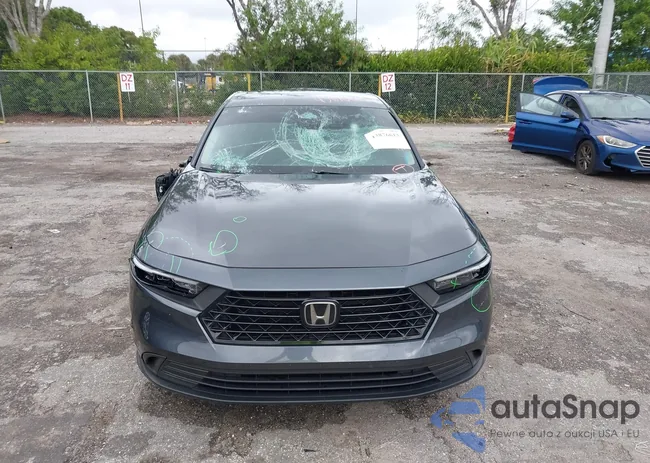 1HGCY1F24SA052184: 43876613