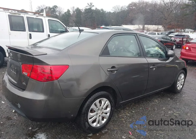 KNAFU4A26C5569672: 43876771